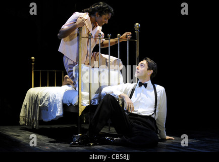 David Dawson als Romeo und Julia in der Royal Shakespeare Company Produktion von Romeo und Julia Anneika Rose Stockfoto