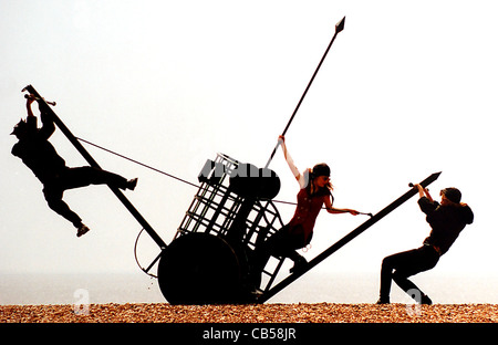 Brighton Festival 1993 - wurde dieser Wagen das Brighton Festival Straßenperformance von The Coming im Mai 1993 Stockfoto