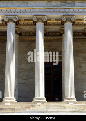 Panepistimiou Athen Griechenland das Akademie-Gebäude Stockfoto