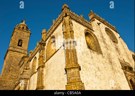 Blick auf die alte Kirche in Medina-Sidonia, Cádiz, Andalusien, Spanien Stockfoto