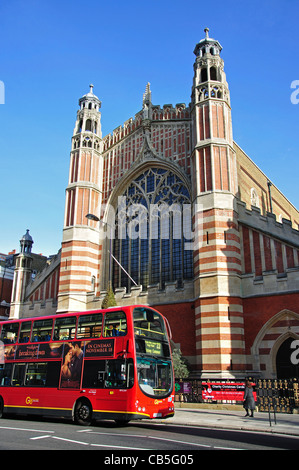 Kirche der Heiligen Dreifaltigkeit, Sloane Square, Chelsea London, Royal Borough of Kensington und Chelsea, Greater London, England, Vereinigtes Königreich Stockfoto