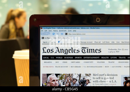 Die Los Angeles Times Website erschossen in einem Coffee-Shop-Umfeld (nur zur redaktionellen Verwendung: print, TV, e-Book und redaktionelle Webseite). Stockfoto