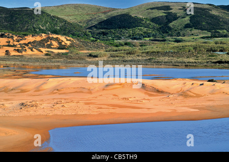 Portugal, Algarve: Dünen und Lagunen am Strand Praia da Bordeira an der Südwest-Küste Stockfoto