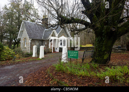 Torosay North Lodge, am ehemaligen Eingang Torosay Castle (heute in Privatbesitz), Craignure, Isle of Mull, Schottland. Stockfoto