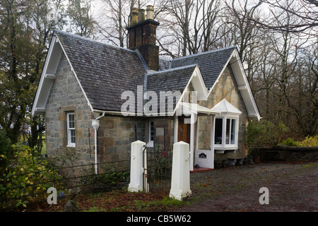 Torosay North Lodge, am ehemaligen Eingang Torosay Castle (heute in Privatbesitz), Craignure, Isle of Mull, Schottland. Stockfoto