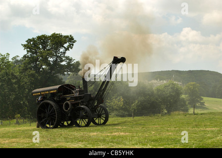 Ein Fowler 8nhp B5 Straße Lokomotive Kran Motor, 1901 gebaut und auf den South Downs bei Wiston Dampf Rallye hier abgebildet. Stockfoto