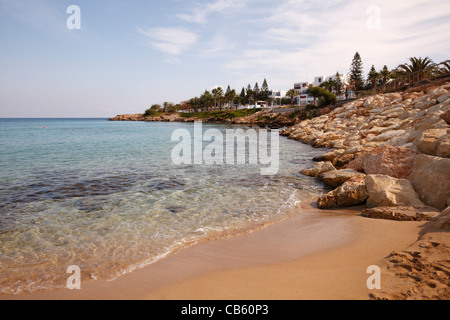 Strand von Fig Tree Bay, Protarus, Zypern Stockfoto