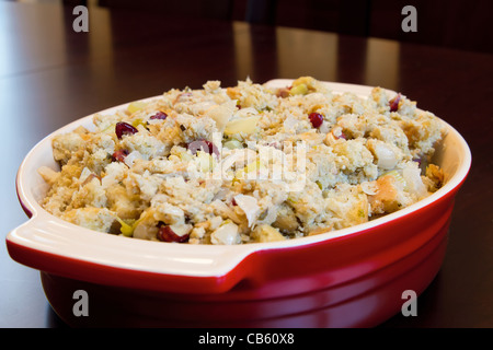 Thanksgiving Day Türkei Abendessen Füllung in einer Schüssel-Nahaufnahme Stockfoto