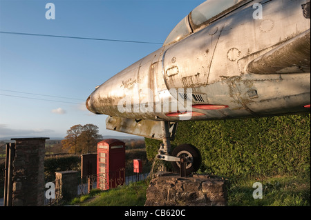 Ein Supermarine Swift F Mk 4 Kampfjet der 50er Jahre, im Besitz von Sheppards militärischen Überschussgeschäften in Herefordshire, Großbritannien Stockfoto