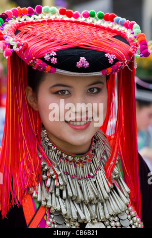 Thailand, Goldenes Dreieck, Chiang Mai, Lisu Hilltribe Mädchen in traditioneller Tracht Stockfoto