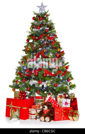 Foto von einem Weihnachtsbaum mit Dekorationen und Lichtern umgeben von Geschenke, isoliert auf einem weißen Hintergrund. Stockfoto