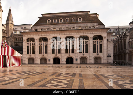 Guildhall Art Gallery, Guildhall Hof, London Stockfoto