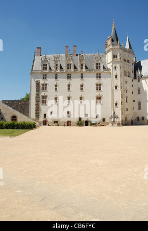Innenhof des Schlosses der Herzöge der Bretagne in der alten Stadt von Nantes, Loire Atlantque, Frankreich Stockfoto