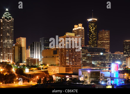 Moderne Architektur in der Innenstadt von Atlanta, Georgia, USA. Stockfoto