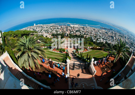 Sehen Sie auf der Schrein des Bab und seine Terrassen vom Berg Karmel, Haifa, Galiläa, Israel, Asien, Nahost Stockfoto