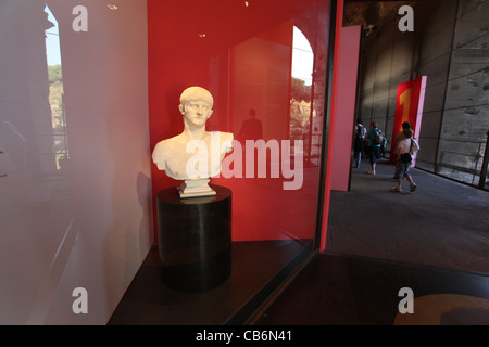 Kaiser Nero-Ausstellung im Colosseum Stockfoto