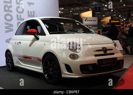 Fiat 500 Abarth auf der Essen Motor Show in Essen, Deutschland, am 29. November 2011 gezeigt Stockfoto