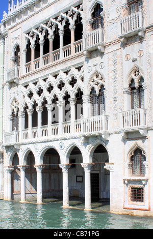 Palazzo Ca'd ' Oro-Palast am Canal Grande in Venedig, Italien Stockfoto