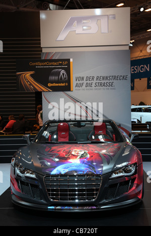 Audi R8 von ABT gezeigt auf der Essen Motor Show in Essen, Deutschland, am 29. November 2011 Stockfoto