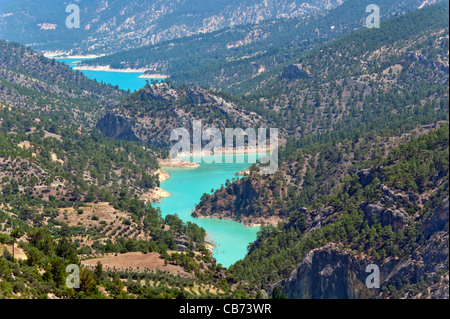 Malerische Aussicht von Ermenek Stausee am Fluss Göksu Türkei Stockfoto