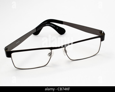 Mannes berufliche Vario Brille modernes Design schwarz Titanrahmen auf weißem Hintergrund Stockfoto