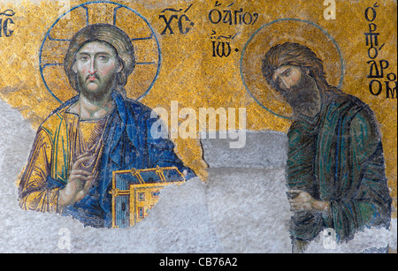 Türkei, Istanbul, Sultanahmet, Haghia Sophia Mosaik von Jesus Christus und St. Johannes der Täufer auf der Süd-Tribüne. Stockfoto