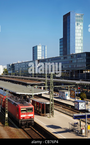 Der Hauptbahnhof. Freiburg Im Breisgau. Baden-Württemberg, Germeny Stockfoto