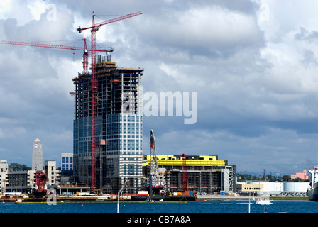 Neues Hochhaus-Hotel im Bau an der San Diego Bay. Stockfoto