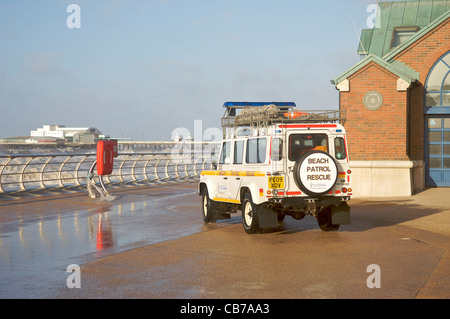 Raue See und Flut in Blackpool Stockfoto