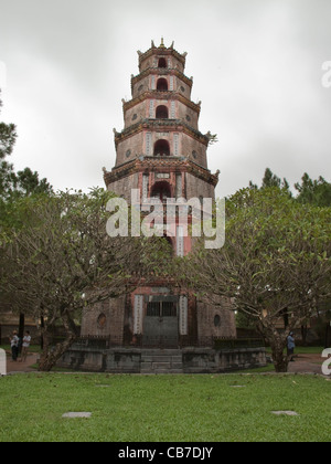 Thien Mu Pagode in Hue, Vietnam Stockfoto