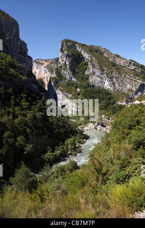 Ansicht der Verdon-Schlucht, Alpes de Haute Provence, Süd-Ost-Frankreich. Stockfoto