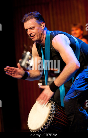 Niederländische Percossa Musiktheater Band auf der Bühne an der Millenaris 2011 in Ungarn, Budapest, 08.October.2011 Stockfoto