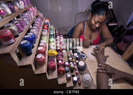 Schönheit und Nagellack Salon. Havanna (La Habana), CubaHavana (La Habana), Kuba Stockfoto