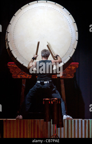 Niederländische Percossa Musiktheater Band auf der Bühne an der Millenaris 2011 in Ungarn, Budapest, 08.October.2011 Stockfoto