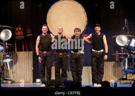 Niederländische Percossa Musiktheater Band auf der Bühne an der Millenaris 2011 in Ungarn, Budapest, 08.October.2011 Stockfoto