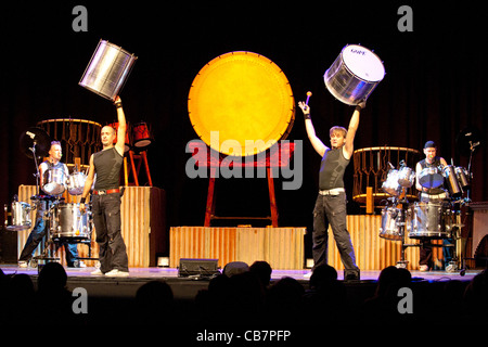 Niederländische Percossa Musiktheater Band auf der Bühne an der Millenaris 2011 in Ungarn, Budapest, 08.October.2011 Stockfoto