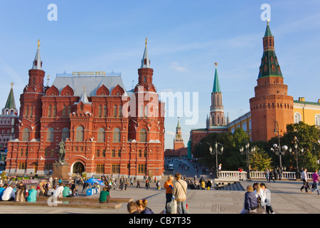 Staatliches Historisches Museum und Turm an der roten Wand auf dem Roten Platz, Moskau, Russland Stockfoto