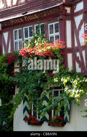 Bacharach am Rhein, Altstadt Mit Fachwerkhaus Altes Haus, Mittelrhein, Rheinland-Pfalz, Deutschland Stockfoto