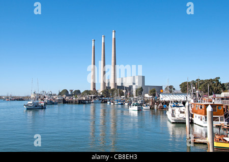 Die Dynegy Kraftwerk Morro Bay Kalifornien Port Hafen Vereinigte Seegang Stockfoto