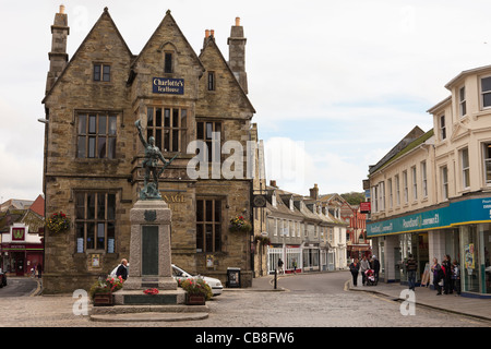 Bronze war Memorial von viktorianischen Münze Hall's Gehäuse Charlotte Teehaus in Boscawen Street TRURO Cornwall England Großbritannien Großbritannien Stockfoto