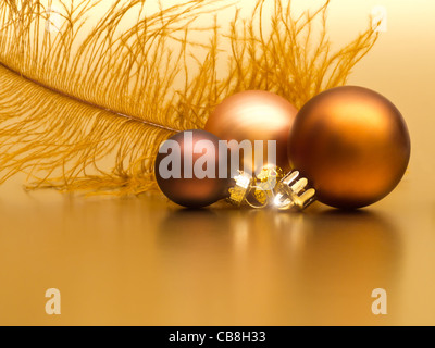 Goldene Weihnachtsdekoration Stockfoto