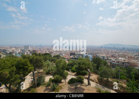 Blick vom großen Kreuz Turm am höchsten Punkt im Parc Gaudi Stockfoto