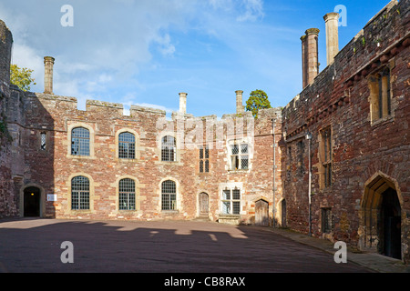 Der Hof bei Berkeley Castle, Gloucestershire, England, UK Stockfoto
