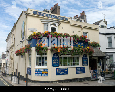 Der Hof Arm, ein traditionelles englisches Pub in Plymouth, Devon UK. Stockfoto