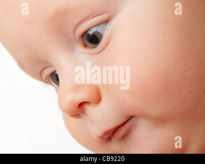 Porträt von 6 Monaten männliches Kind Baby Boy in blaue Augen Stockfoto