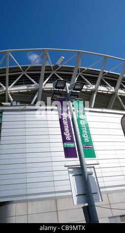 Wembley-Stadion mit Carnegie Banner Stockfoto