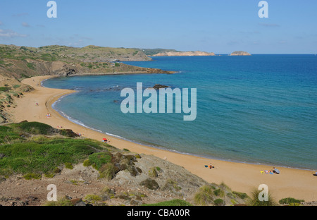 Platja de Cavalleria und Platja de Ferragut zwei Strände an der Unterseite des Cap de Cavalleria auf der Nordseite von Menorca Spanien Stockfoto