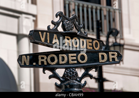 Über Rodeo Drive Boutiquen Geschäfte Beverly Hills-Los Angeles-Kalifornien-USA Stockfoto