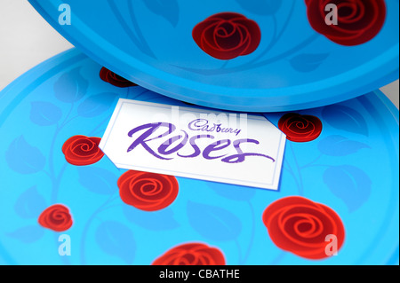 Cadburys Dose Rosen Pralinen England uk Stockfoto