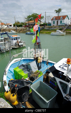 Stock Foto von festgemachten Ojzer Boote Boote in Boyardville auf Ile d'oleron, Frankreich. Stockfoto